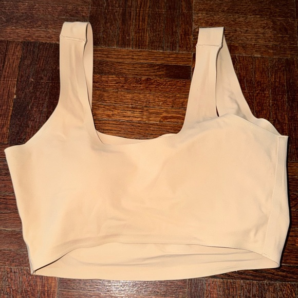 Skims Nude Sports Bra Sz. M - Picture 2 of 6